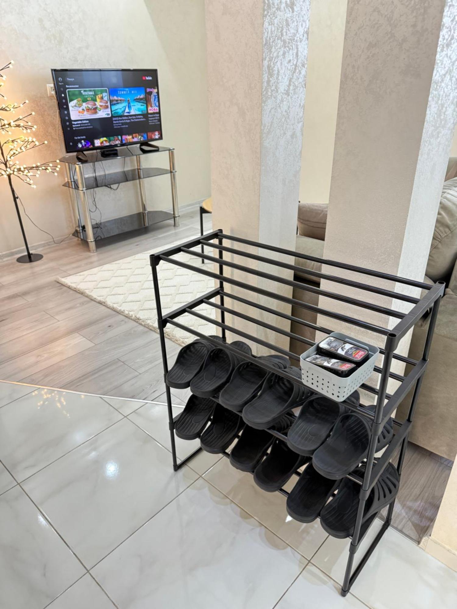 צ'יסינאו Cozy Two Bedroom Large Apartment מראה חיצוני תמונה