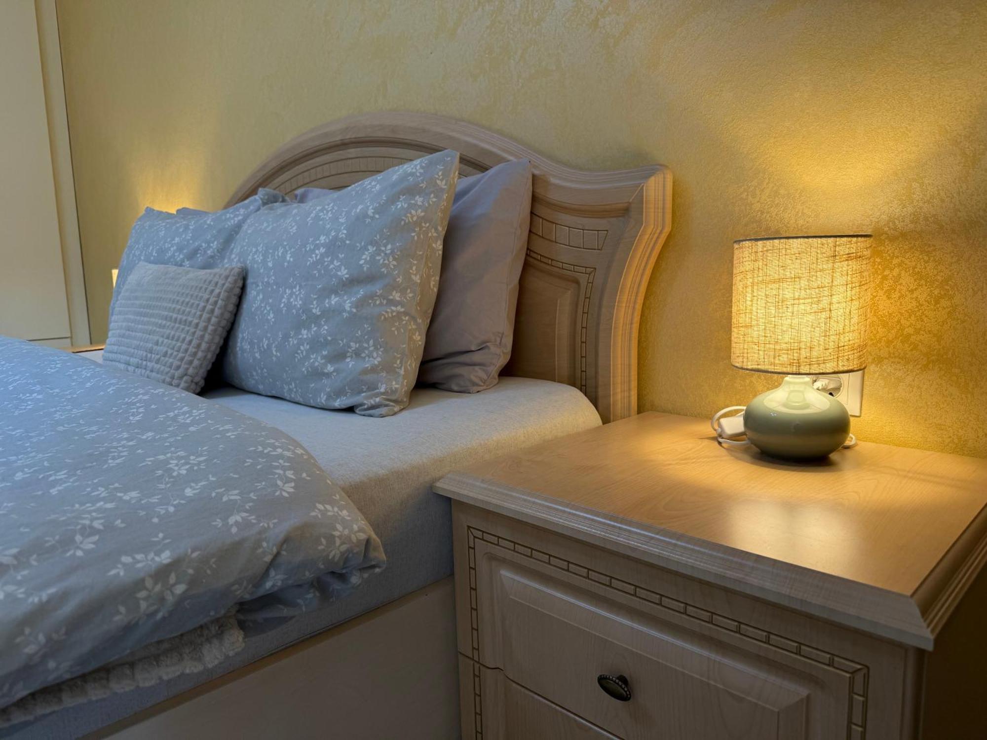 צ'יסינאו Cozy Two Bedroom Large Apartment מראה חיצוני תמונה