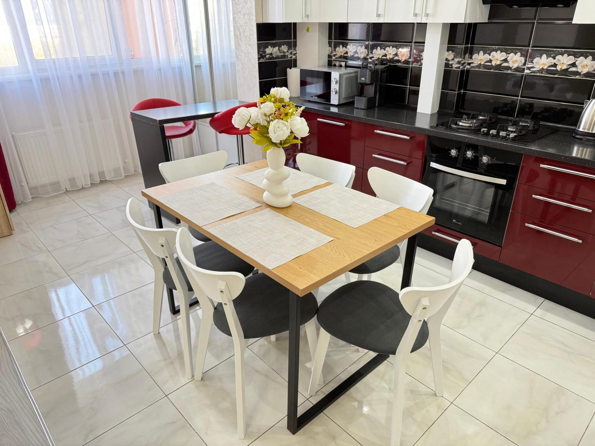 צ'יסינאו Cozy Two Bedroom Large Apartment מראה חיצוני תמונה